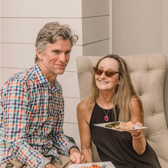 Meet your Posher, Jennifer - Picture 2 of 11